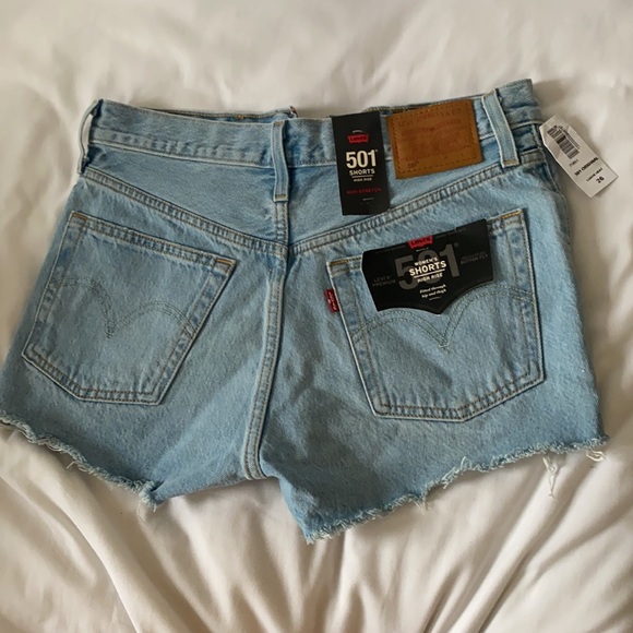 LEVIS SHORTS - Picture 6 of 6
